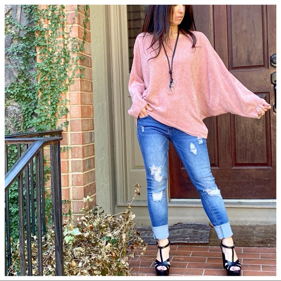 Sweaters - ✨LAST ONE✨Beautiful Chenille sweater